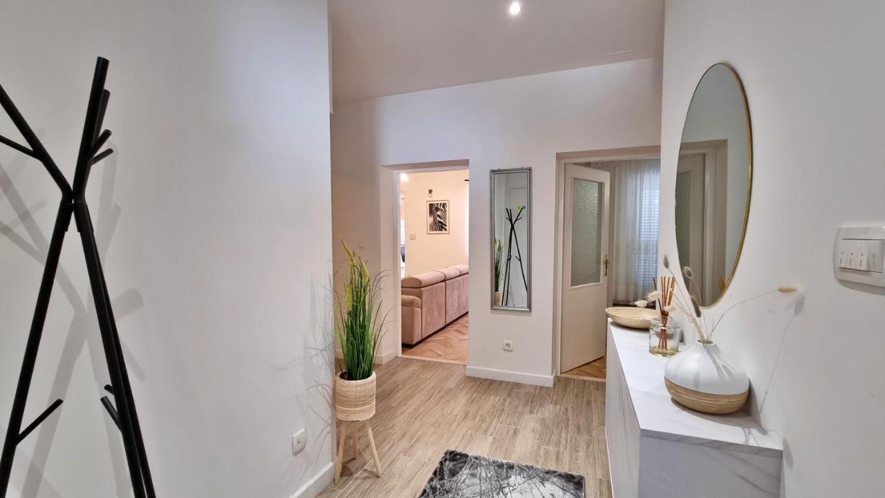 Apartment Hana Omiš Eksteriør bilde