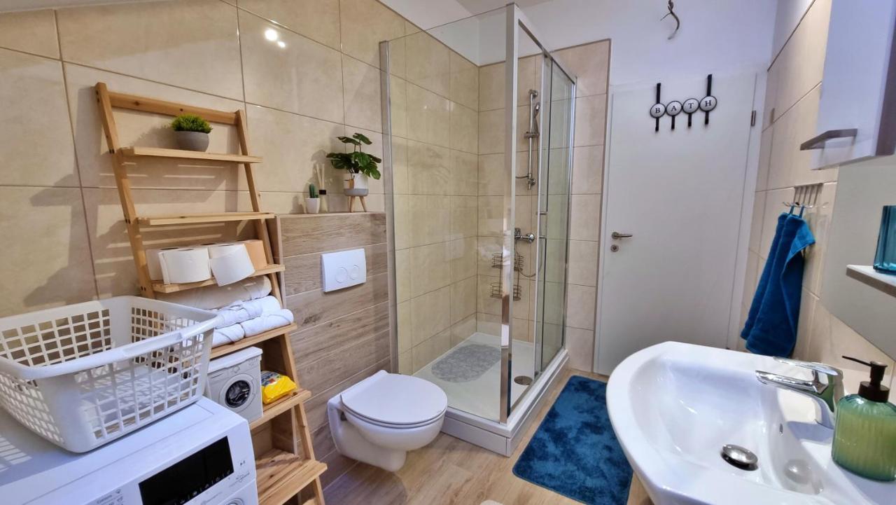 Apartment Hana Omiš Eksteriør bilde